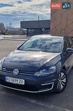 Хэтчбек Volkswagen e-Golf 2017 в 