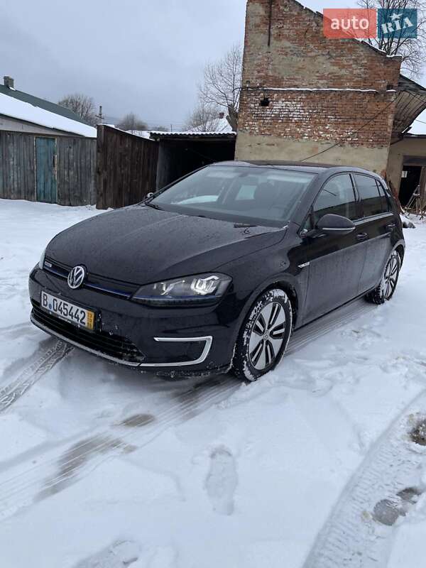 Хетчбек Volkswagen e-Golf 2015 в Львові