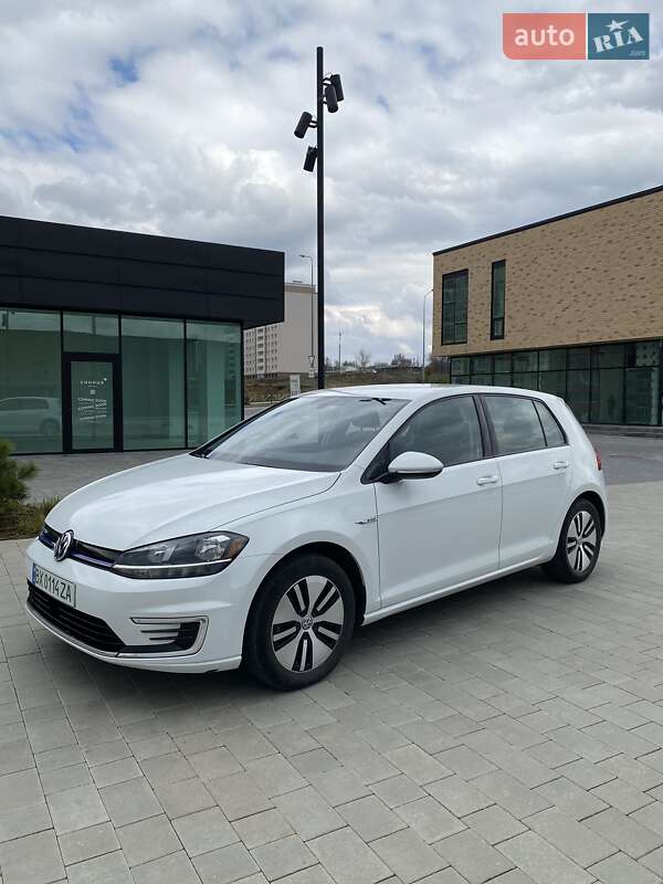 Хэтчбек Volkswagen e-Golf 2019 в Хмельницком