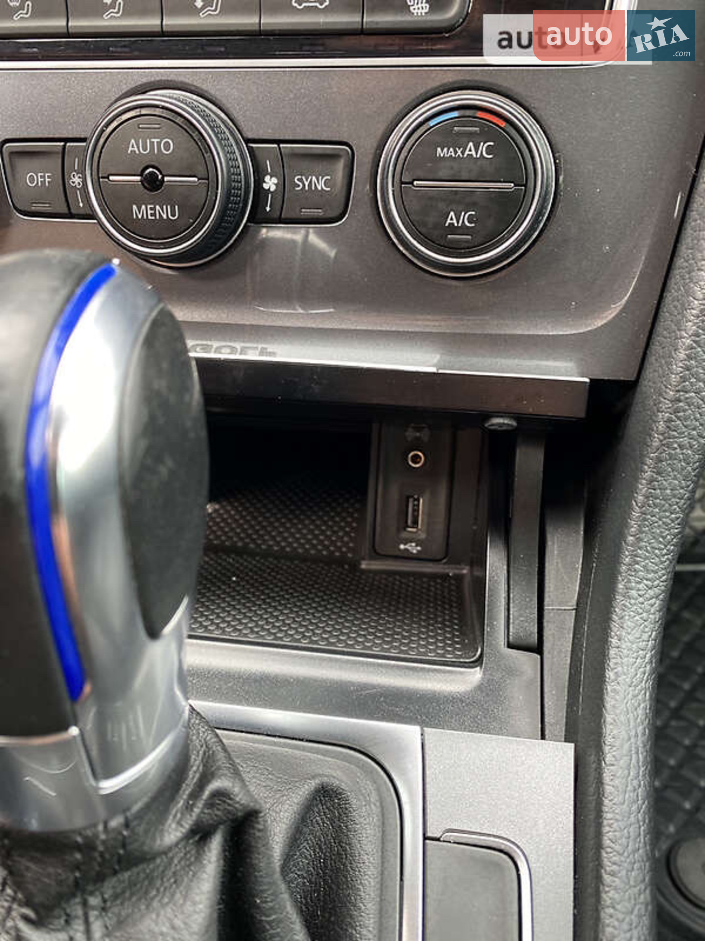 2015 Volkswagen Golf - мініатюра 35
