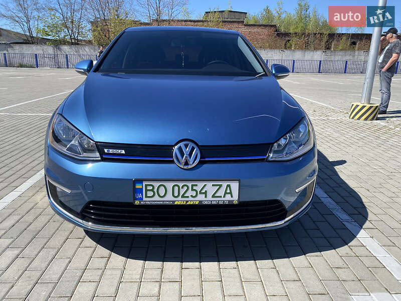Хэтчбек Volkswagen e-Golf 2016 в Тернополе фото 11 Хэтчбек Volkswagen e-Golf 2016 в Тернополе