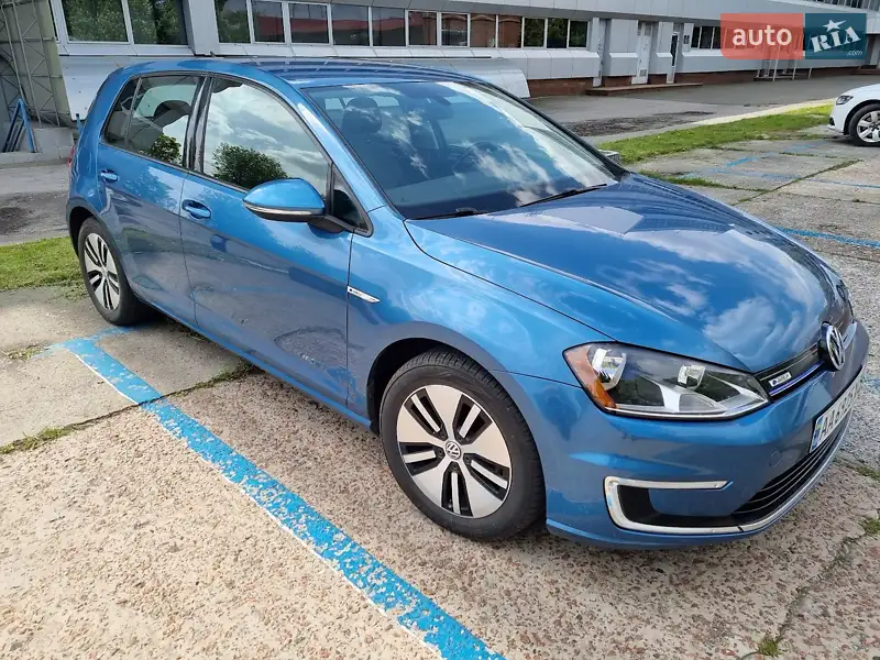 Volkswagen e-Golf 2016