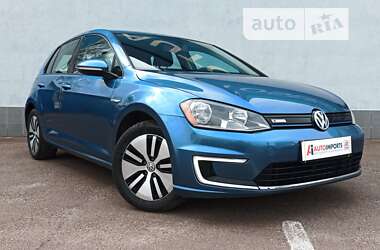 Хетчбек Volkswagen e-Golf 2015 в Києві