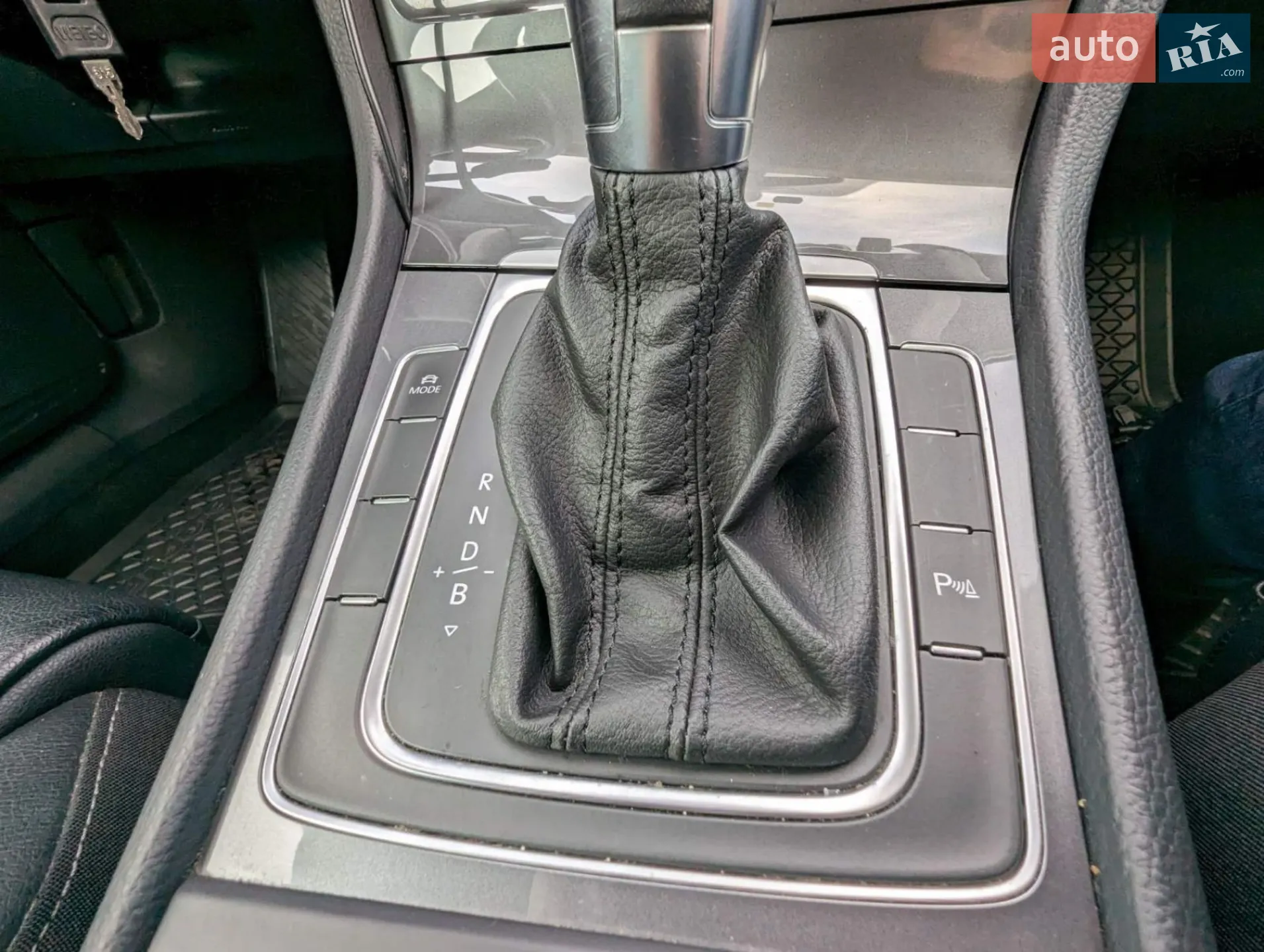Volkswagen e-Golf 2015 VIN WVWZZZAUZFW912034 фото оголошення 9 з 32