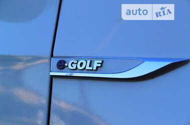 Хэтчбек Volkswagen e-Golf 2015 в Виннице