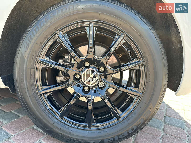 Хетчбек Volkswagen e-Golf 2017 в Івано-Франківську фото 5 Хетчбек Volkswagen e-Golf 2017 в Івано-Франківську