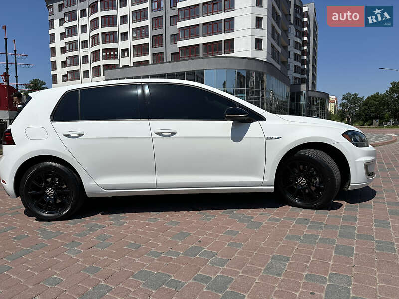 Хетчбек Volkswagen e-Golf 2017 в Івано-Франківську фото 9 Хетчбек Volkswagen e-Golf 2017 в Івано-Франківську
