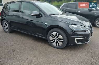 Хетчбек Volkswagen e-Golf 2020 в 