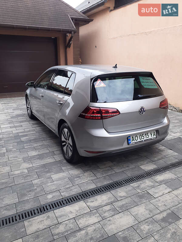Хетчбек Volkswagen e-Golf 2014 в Мукачевому