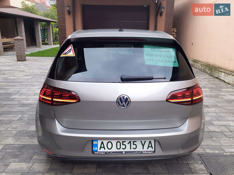 Хетчбек Volkswagen e-Golf 2014 в Мукачевому