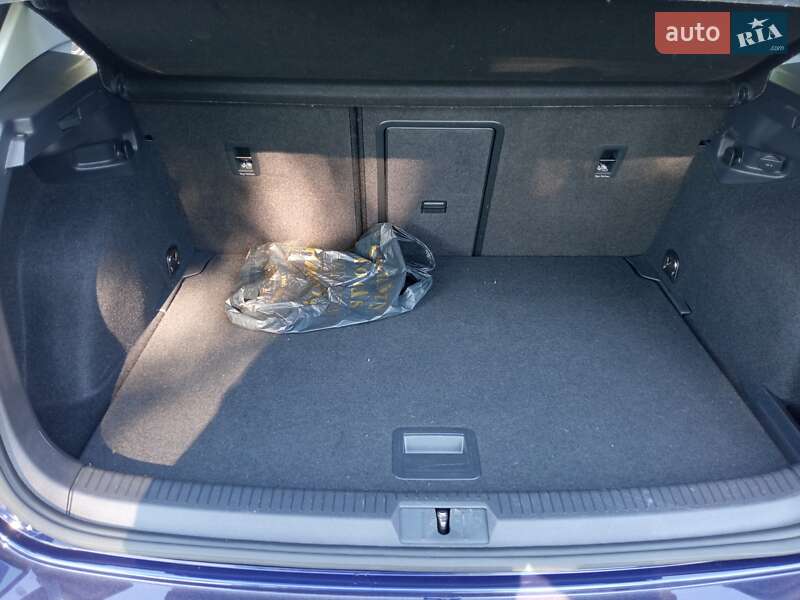 Хетчбек Volkswagen e-Golf 2020 в Чернівцях