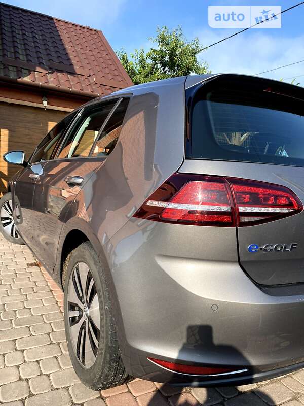 Хэтчбек Volkswagen e-Golf 2015 в Виннице