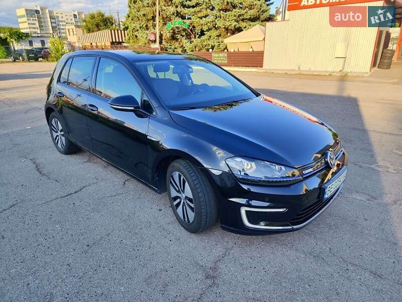 Хетчбек Volkswagen e-Golf 2015 в Харкові