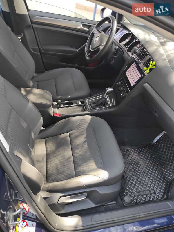 Хетчбек Volkswagen e-Golf 2017 в Одесі