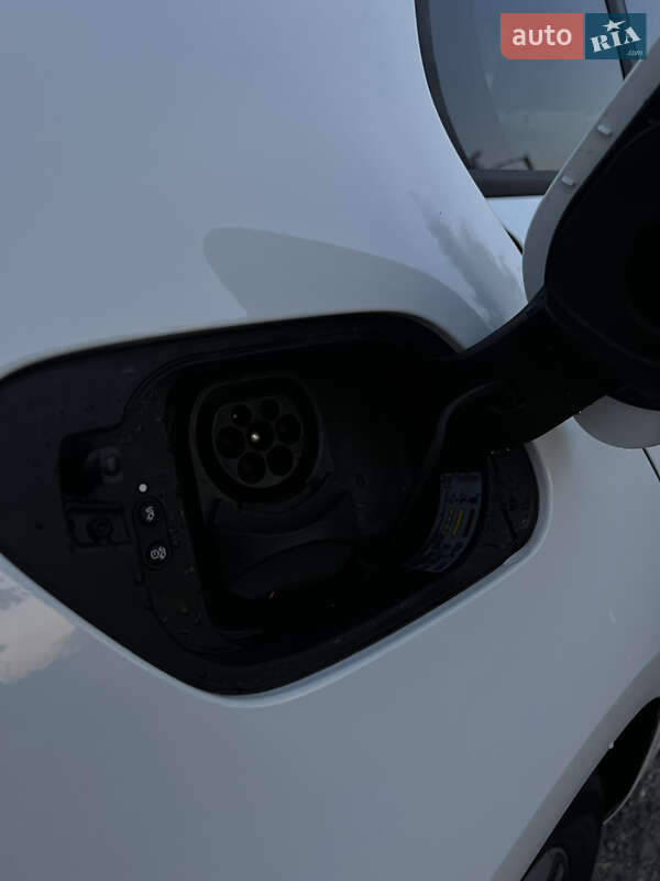 Хетчбек Volkswagen e-Golf 2020 в Івано-Франківську