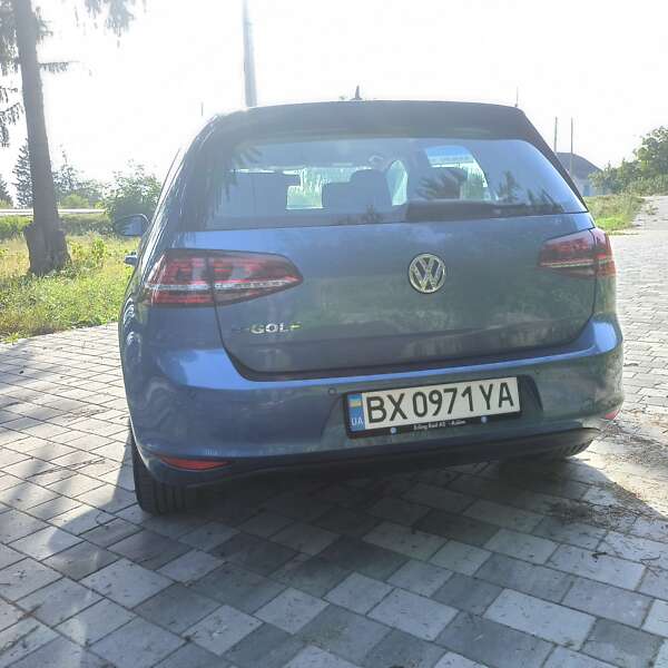 Хетчбек Volkswagen e-Golf 2015 в Старокостянтинові фото 13 Хетчбек Volkswagen e-Golf 2015 в Старокостянтинові