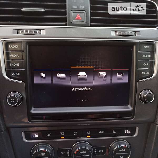 Хетчбек Volkswagen e-Golf 2015 в Старокостянтинові фото 57 Хетчбек Volkswagen e-Golf 2015 в Старокостянтинові