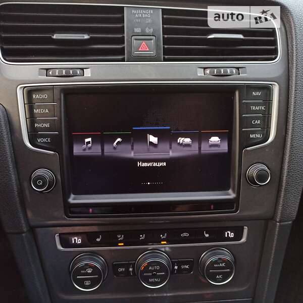 Хетчбек Volkswagen e-Golf 2015 в Старокостянтинові фото 59 Хетчбек Volkswagen e-Golf 2015 в Старокостянтинові