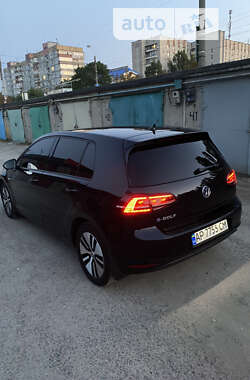 Хетчбек Volkswagen e-Golf 2015 в Запоріжжі