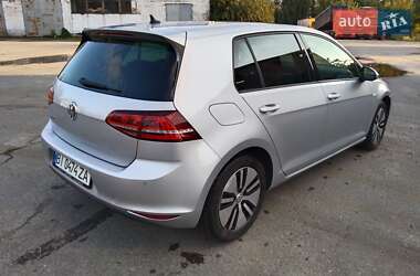 Хэтчбек Volkswagen e-Golf 2016 в Кременчуге