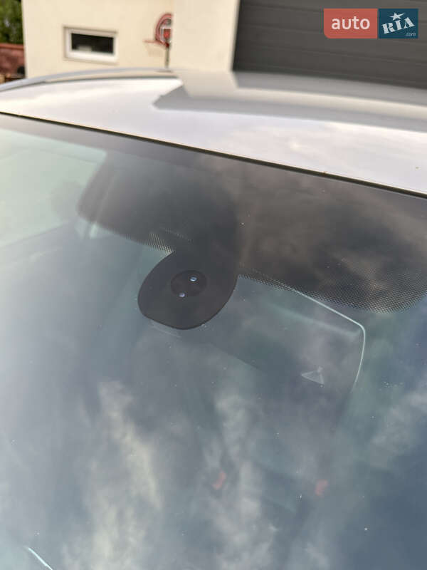 Хетчбек Volkswagen e-Golf 2014 в Луцьку