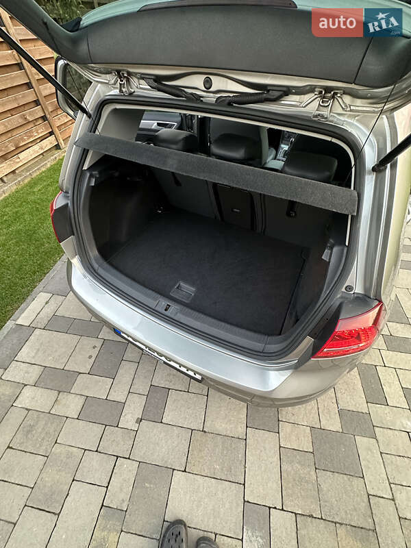 Хетчбек Volkswagen e-Golf 2014 в Луцьку