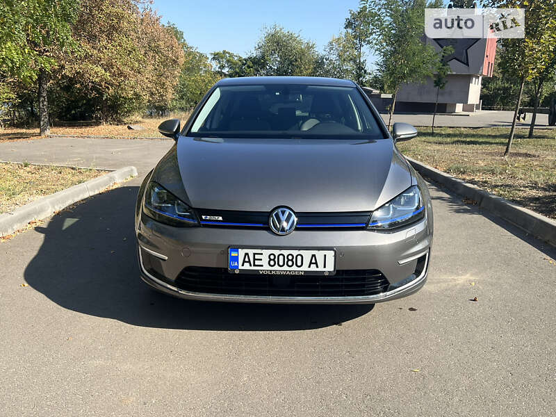 Хетчбек Volkswagen e-Golf 2016 в Кривому Розі