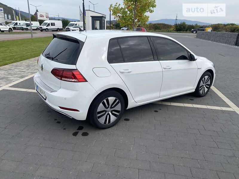 Хэтчбек Volkswagen e-Golf 2019 в Ужгороде