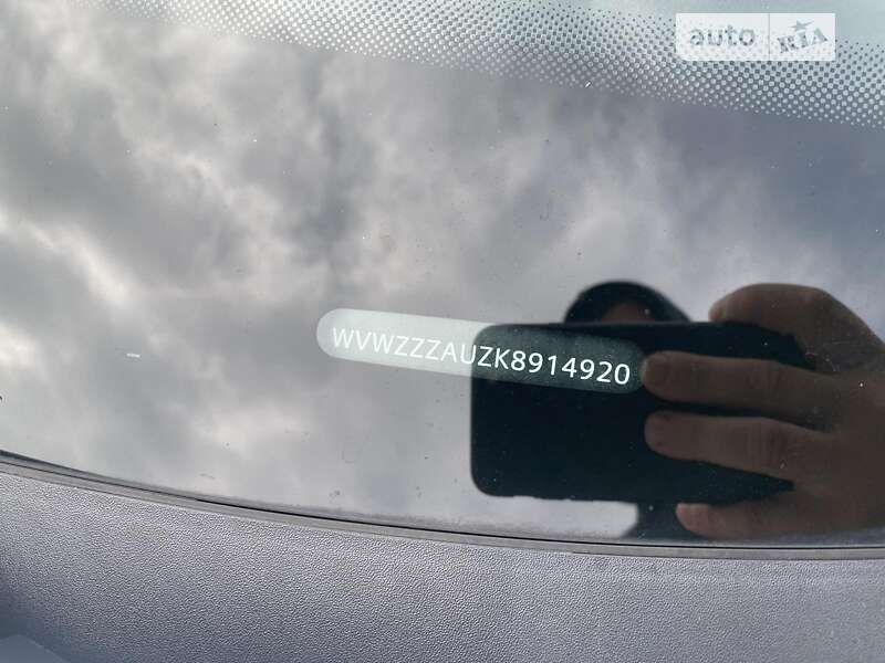Хэтчбек Volkswagen e-Golf 2019 в Ужгороде