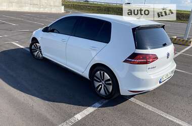 Хетчбек Volkswagen e-Golf 2016 в Львові