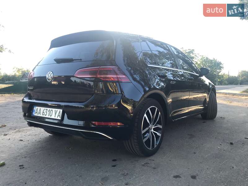 Хэтчбек Volkswagen e-Golf 2019 в Голованевске фото 7 Хэтчбек Volkswagen e-Golf 2019 в Голованевске