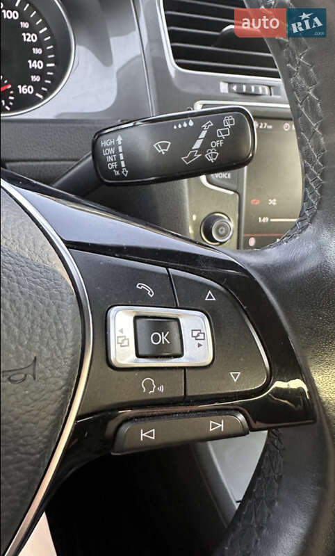 Хетчбек Volkswagen e-Golf 2015 в Львові