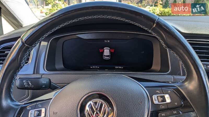 Хетчбек Volkswagen e-Golf 2017 в Кривому Розі