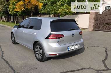 Хетчбек Volkswagen e-Golf 2016 в Києві