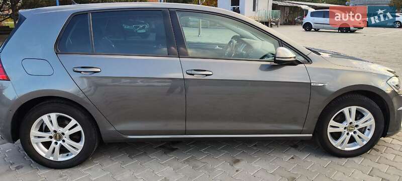 Хетчбек Volkswagen e-Golf 2017 в Хмельницькому