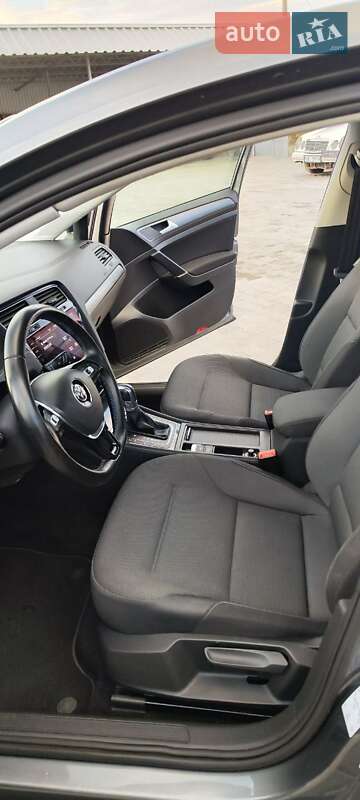 Хетчбек Volkswagen e-Golf 2017 в Хмельницькому