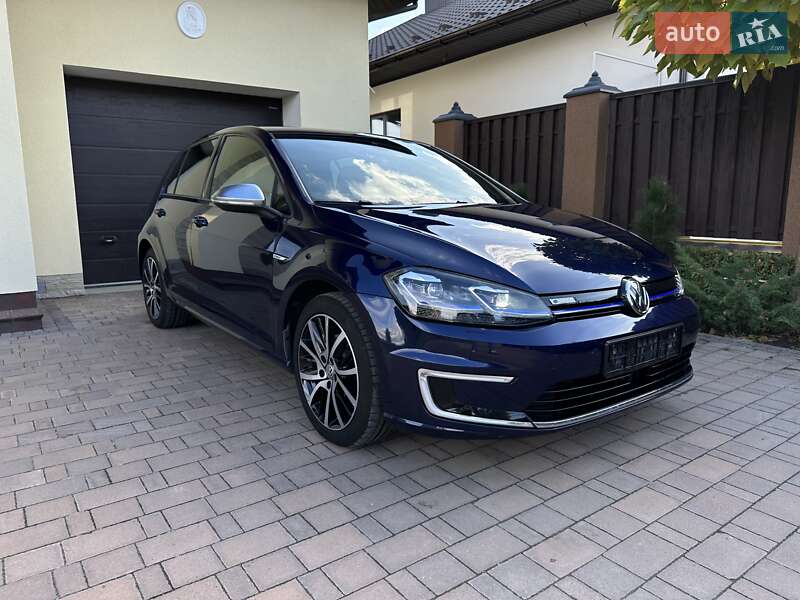 Хэтчбек Volkswagen e-Golf 2017 в Виннице фото 4 Хэтчбек Volkswagen e-Golf 2017 в Виннице