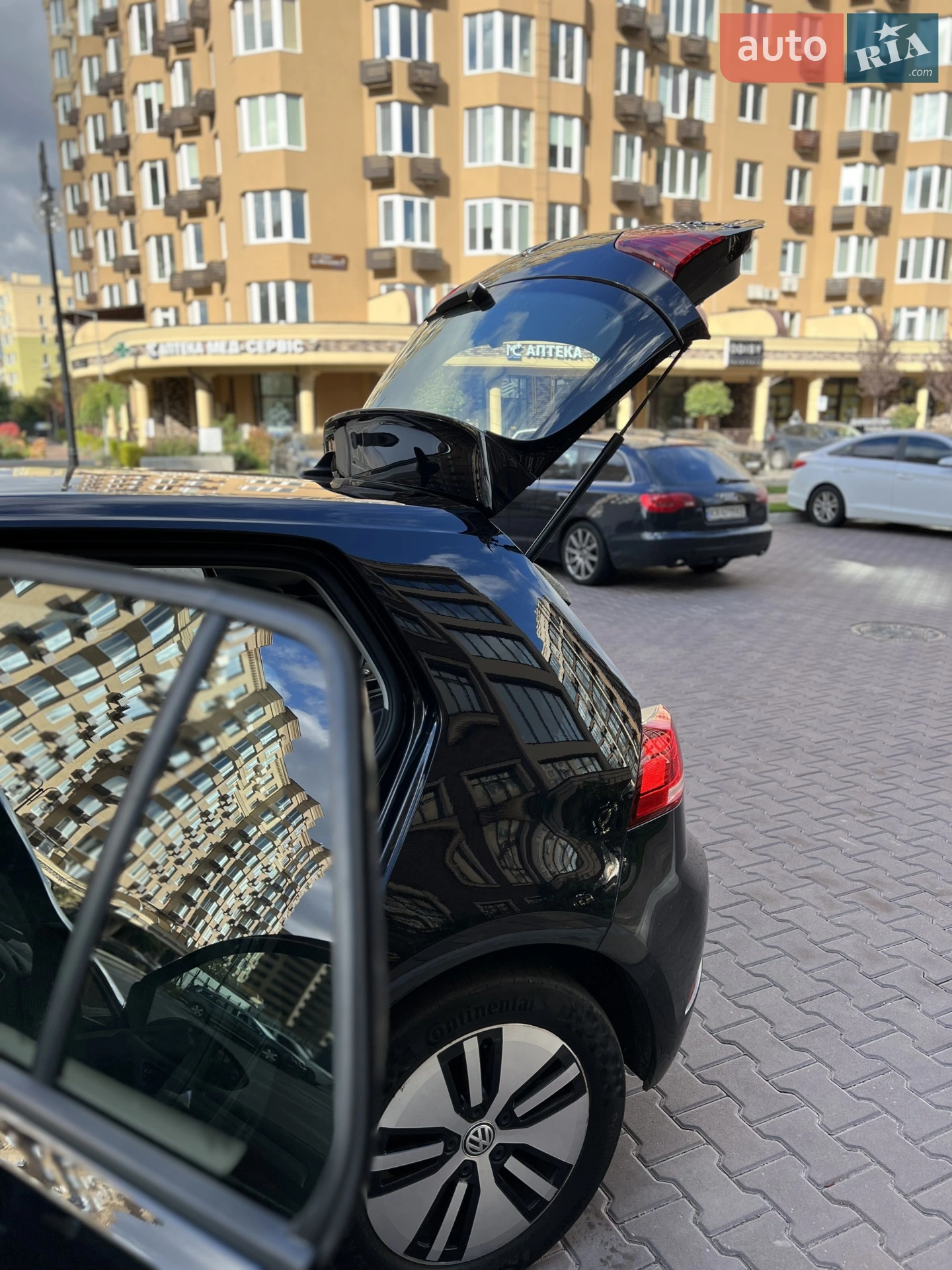 2017 Volkswagen Golf - мініатюра 9