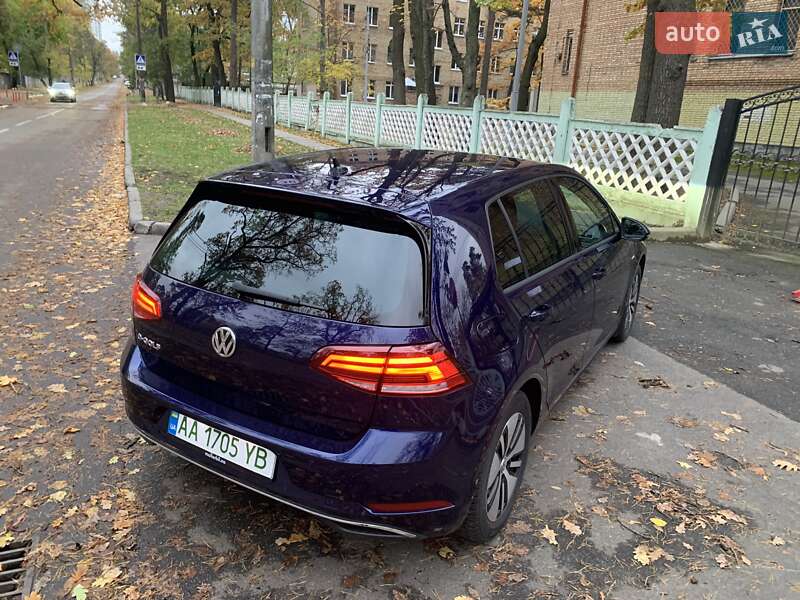 Хетчбек Volkswagen e-Golf 2019 в Києві