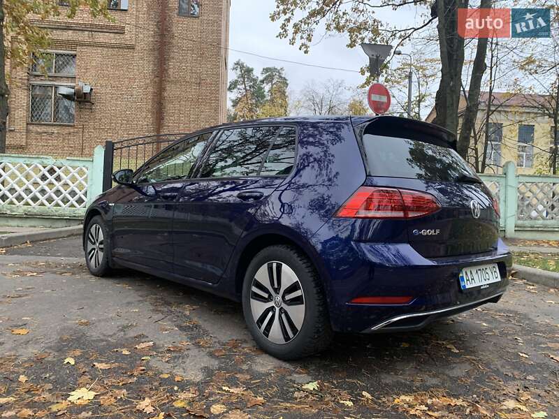 Хетчбек Volkswagen e-Golf 2019 в Києві