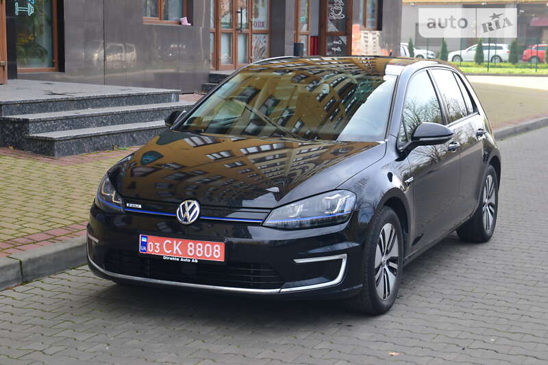 Хэтчбек Volkswagen e-Golf 2015 в Луцке