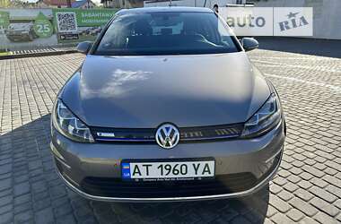 Хетчбек Volkswagen e-Golf 2016 в Івано-Франківську