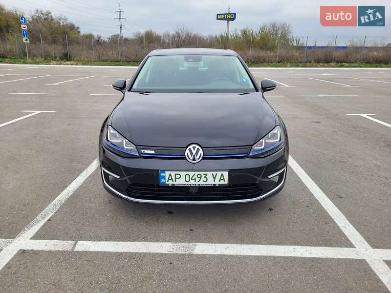 Хетчбек Volkswagen e-Golf 2014 в Запоріжжі