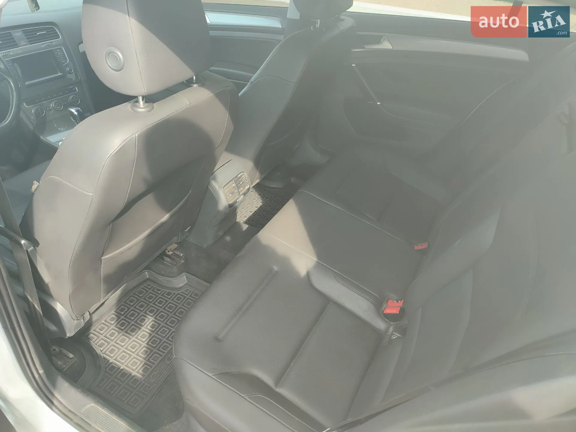 2015 Volkswagen Golf - мініатюра 13