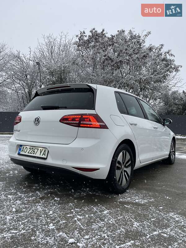 Хетчбек Volkswagen e-Golf 2014 в Ужгороді