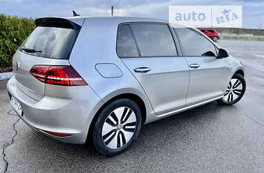 Хэтчбек Volkswagen e-Golf 2014 в Днепре