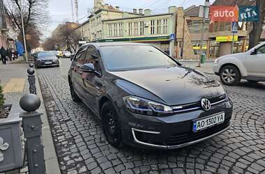 Хэтчбек Volkswagen e-Golf 2018 в 