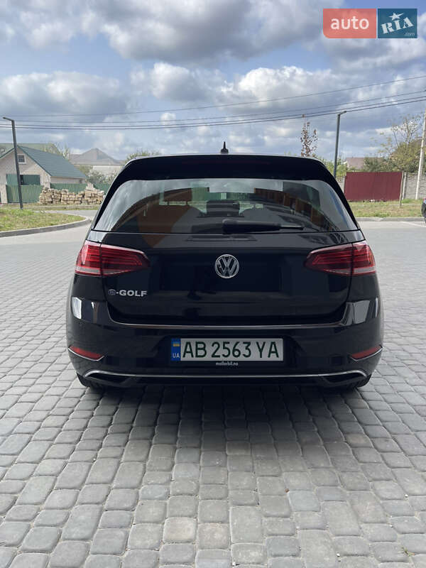 Хэтчбек Volkswagen e-Golf 2018 в Виннице