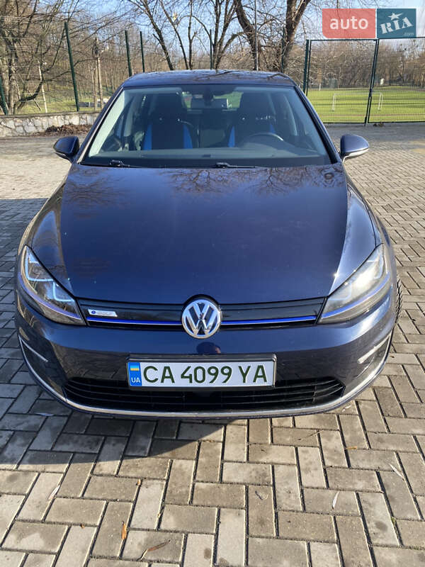Хетчбек Volkswagen e-Golf 2015 в Кам'янці