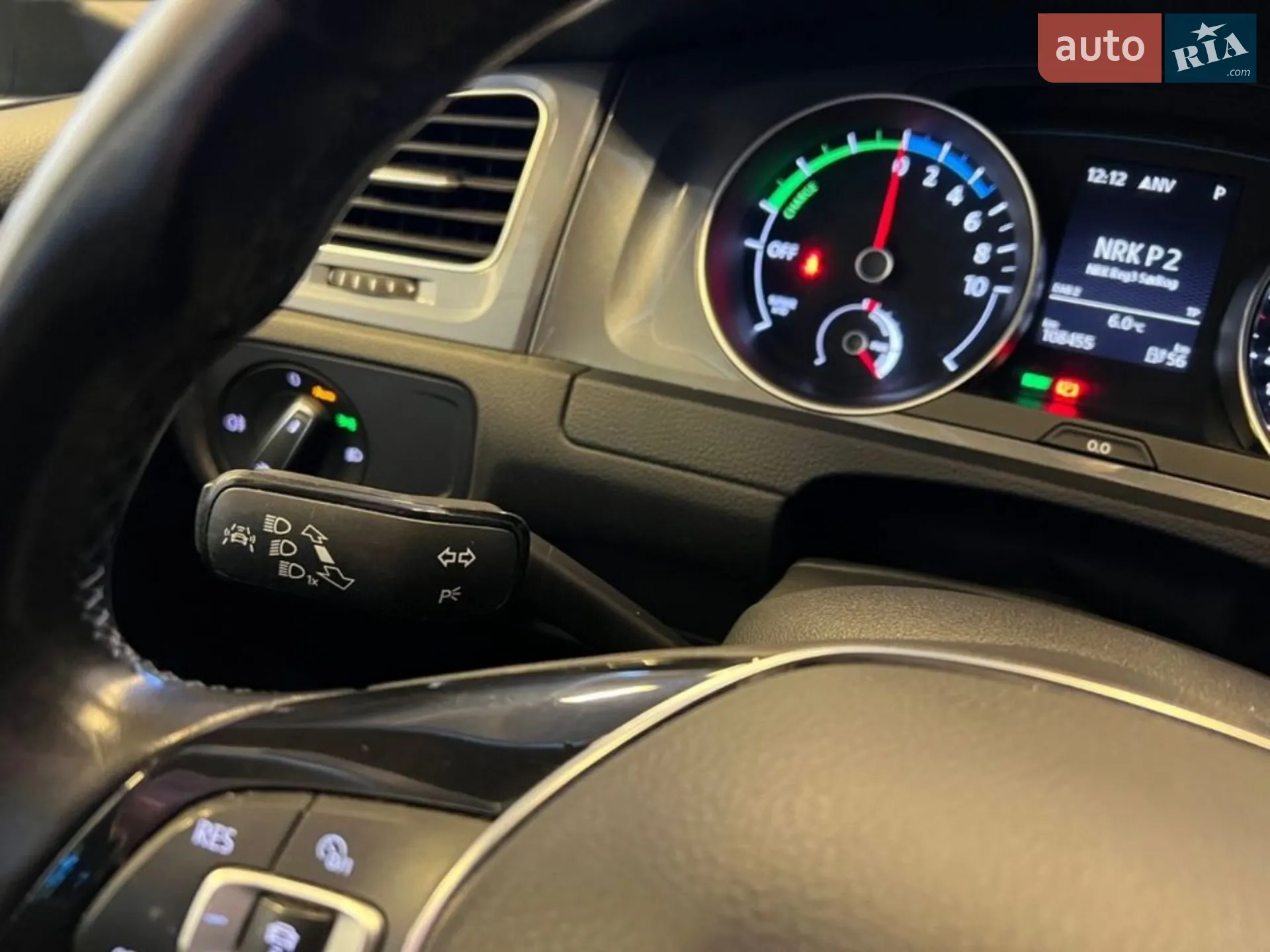 Volkswagen e-Golf 2015 VIN WVWZZZAUZFW912034 фото оголошення 23 з 32